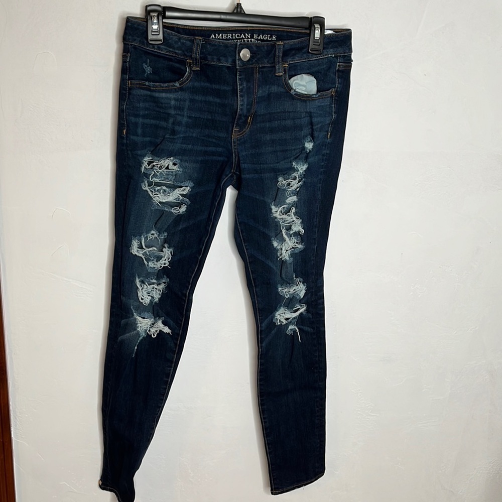 American Eagle Outfitters distressed skinny 360 super Stretch Sz 10